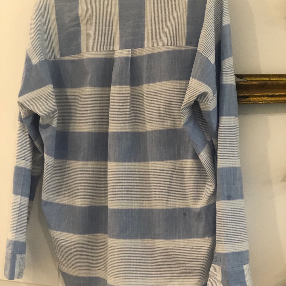 Light Blue Summer Button Down - image 7